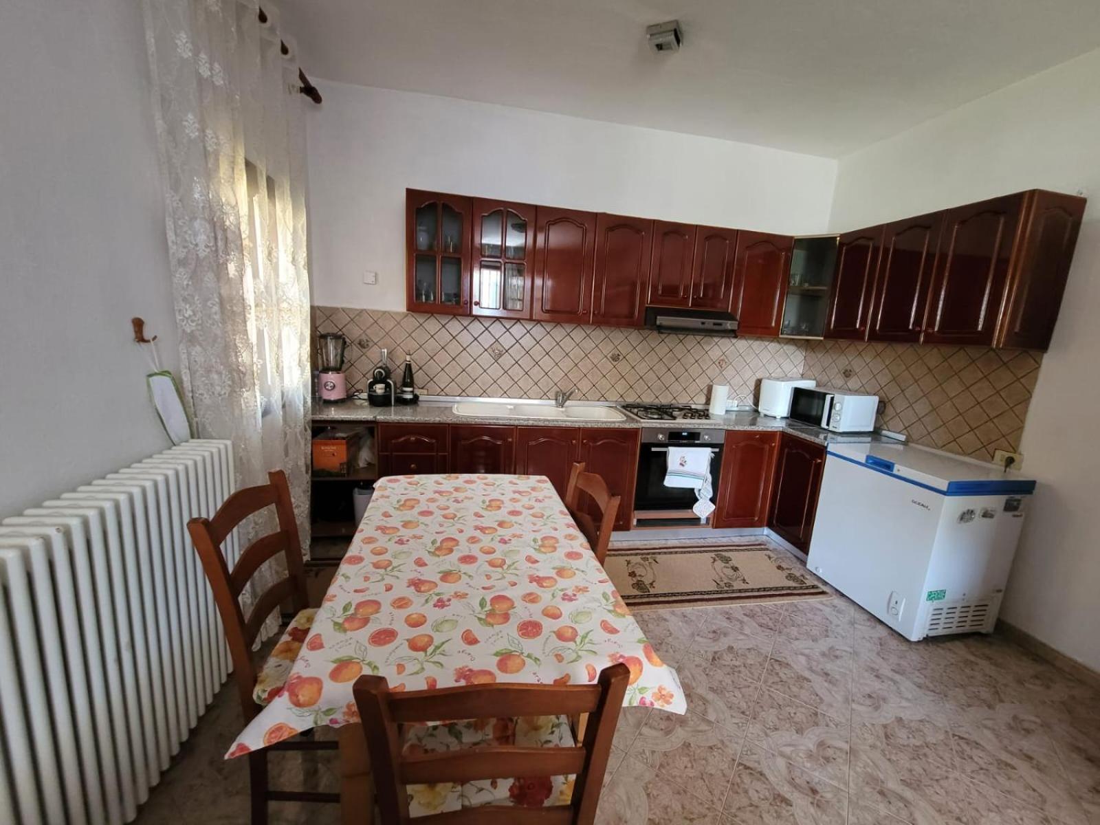 Private Room On A Shared Apartament Near Durres Beach Ngoại thất bức ảnh