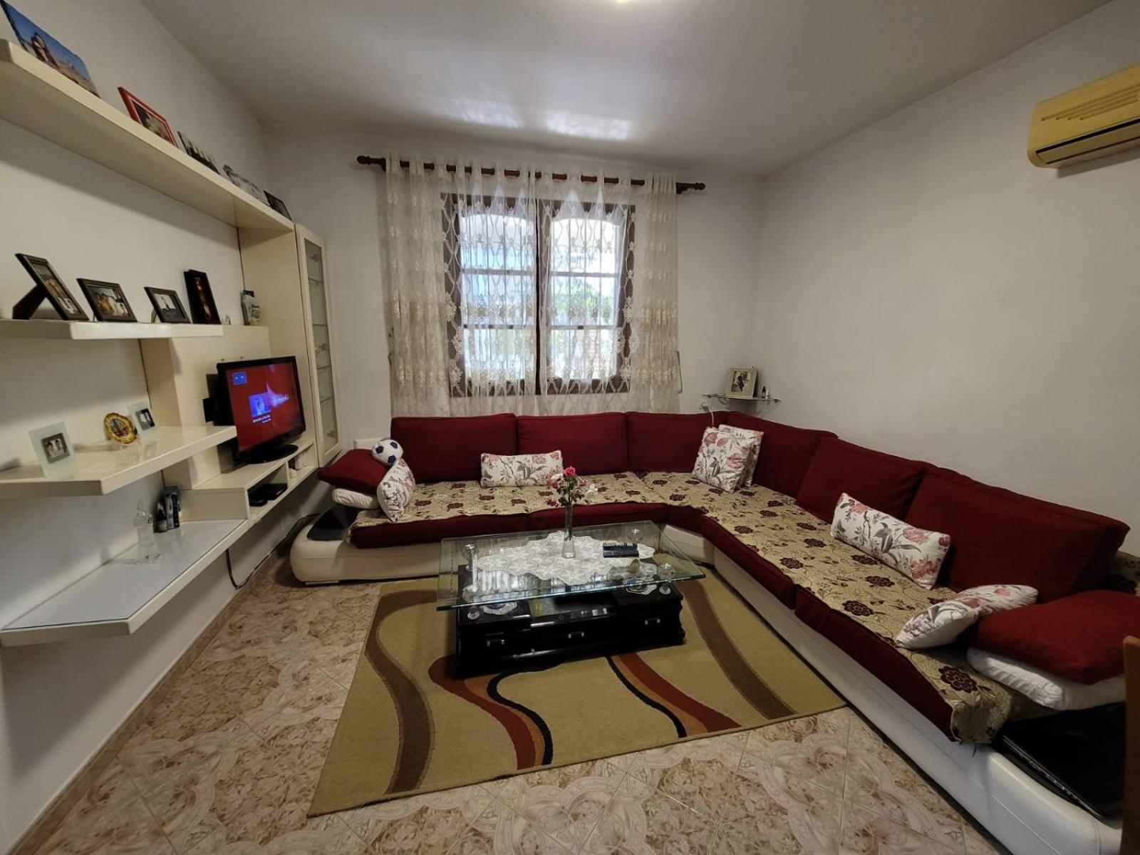 Private Room On A Shared Apartament Near Durres Beach Ngoại thất bức ảnh