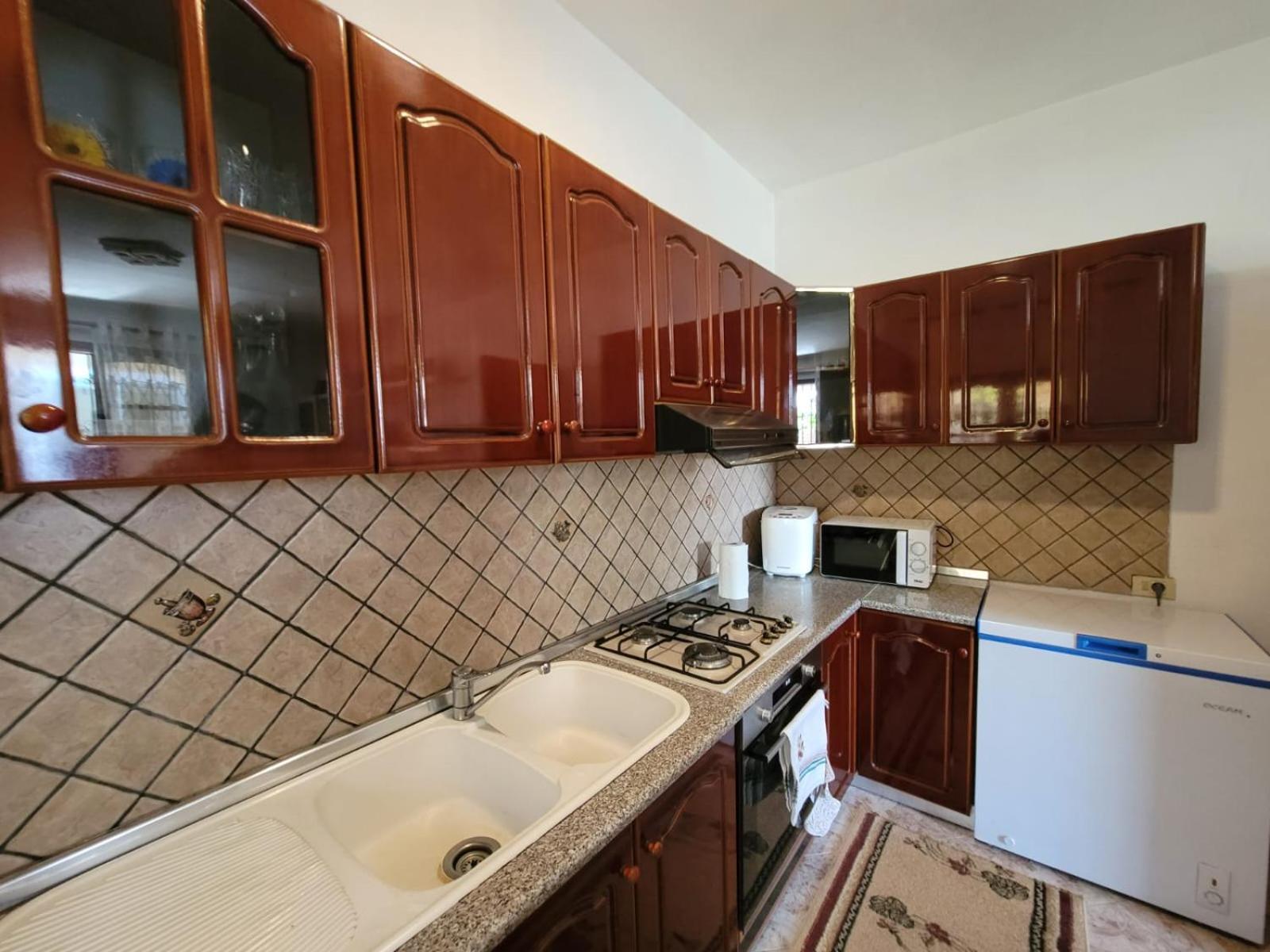 Private Room On A Shared Apartament Near Durres Beach Ngoại thất bức ảnh