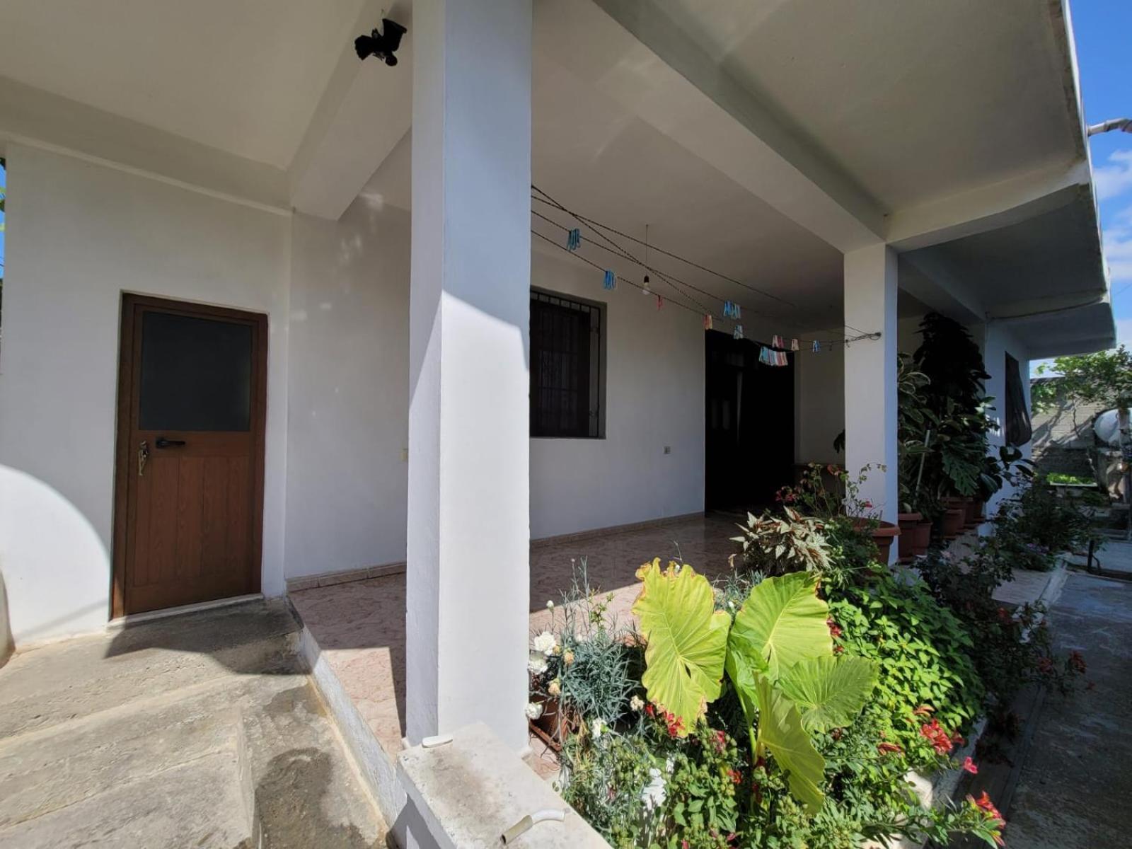 Private Room On A Shared Apartament Near Durres Beach Ngoại thất bức ảnh